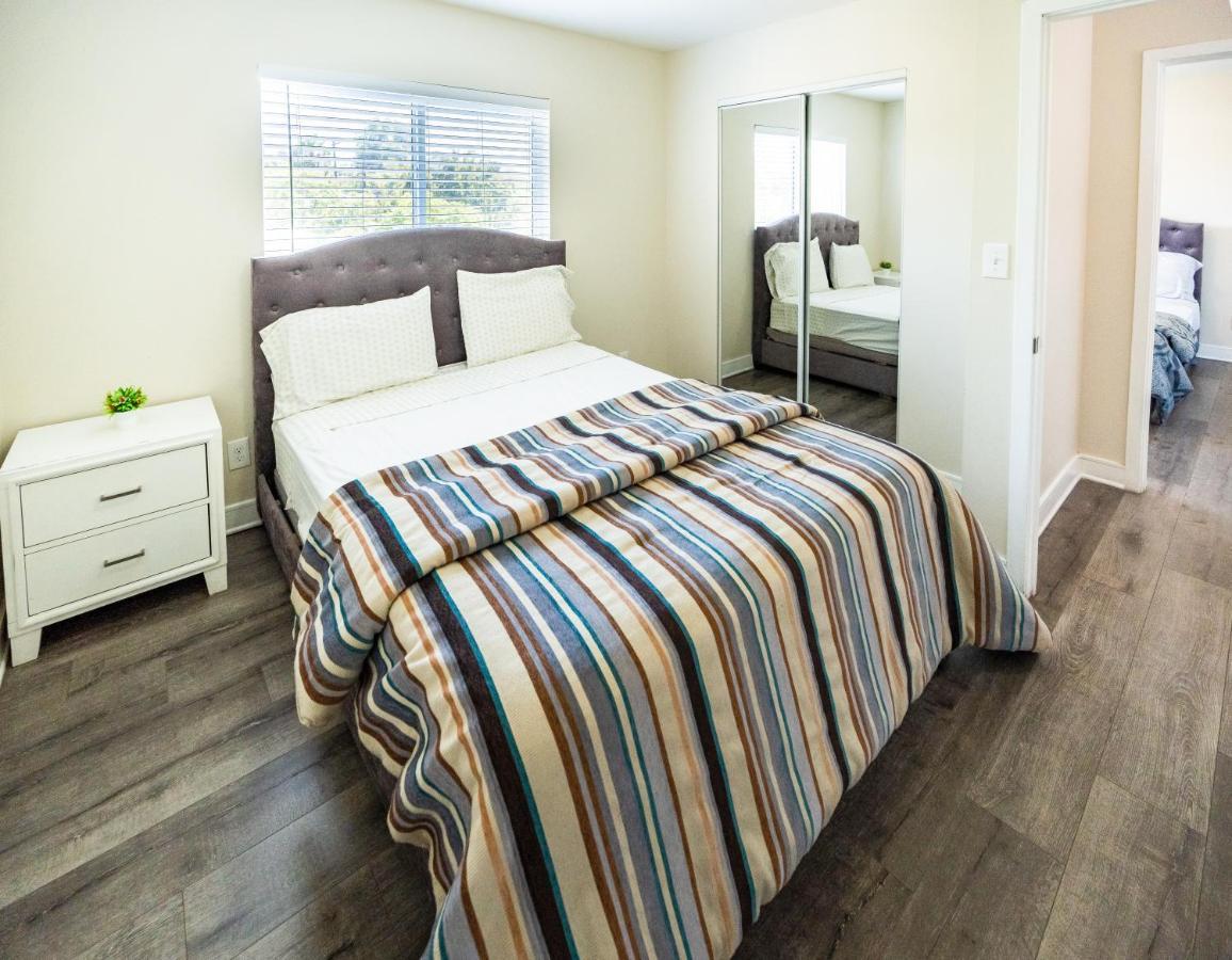 Appartement Modern Spacious 5 Bedrooms 3-bath Near Downtown La With 2 Parking *