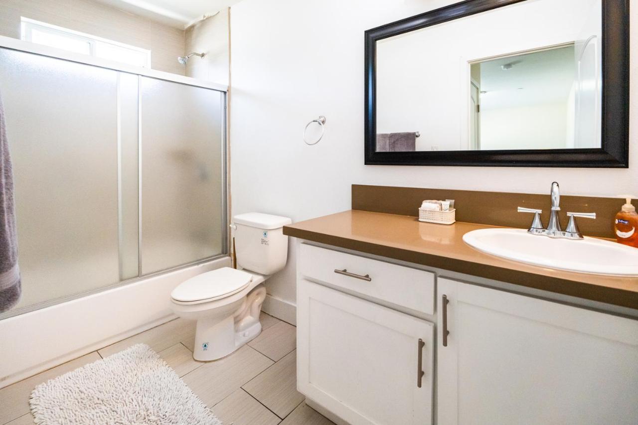 Modern Spacious 5 Bedrooms 3-bath Near Downtown La With 2 Parking Appartement